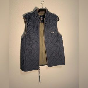 NWT ✨ OXFORD Yale Padded Vest 💙